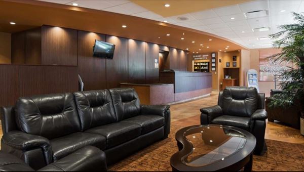 Best Western Plus - Bathurst Hotel & Suites