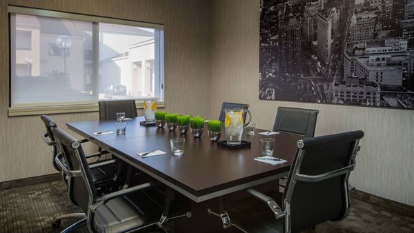 Courtyard Dallas Addison/Midway