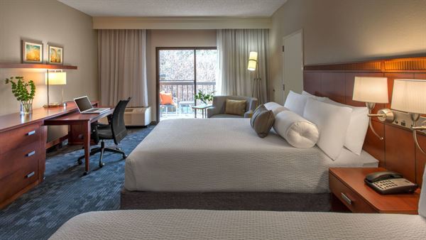 Courtyard Dallas Addison/Midway