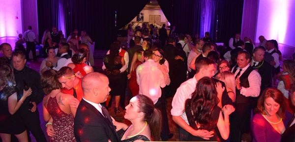 CG Entertainment - DJ & Photo Booth