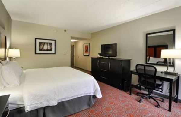 Hampton Inn Stafford/Quantico & Conference Center