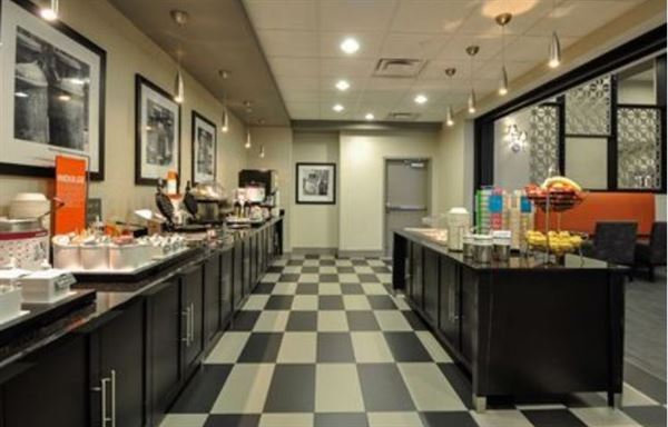 Hampton Inn Stafford/Quantico & Conference Center