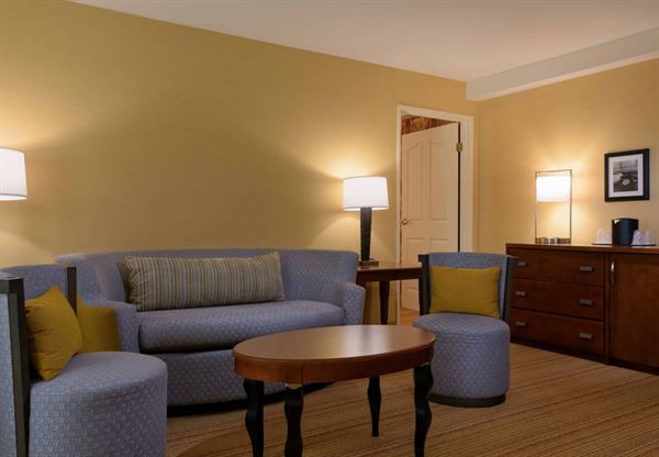 Courtyard San Diego Old Town