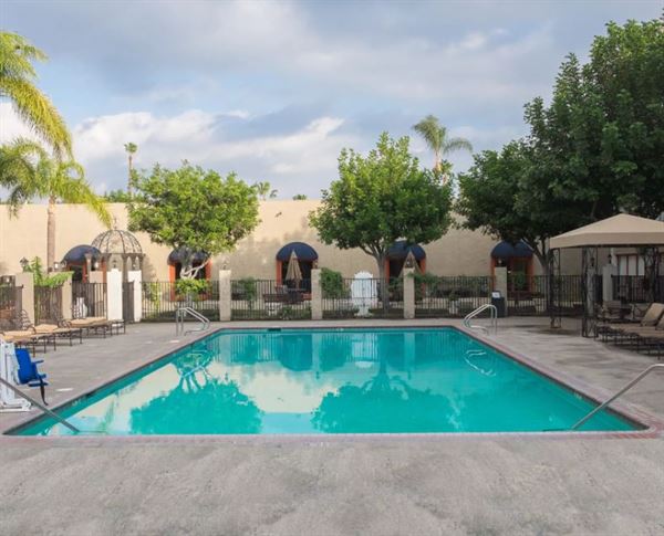 Howard Johnson Hotel and Conference Center