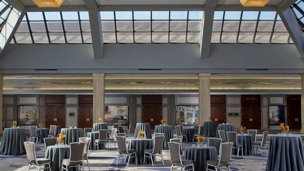 Renaissance Atlanta Waverly Hotel