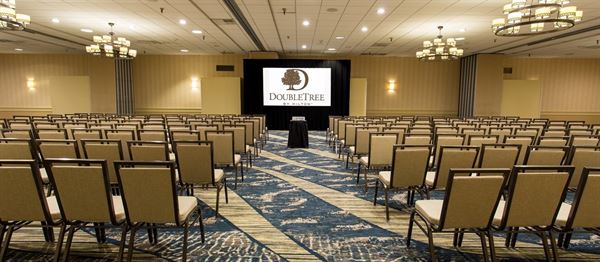 Doubletree by Hilton Berkeley Marina