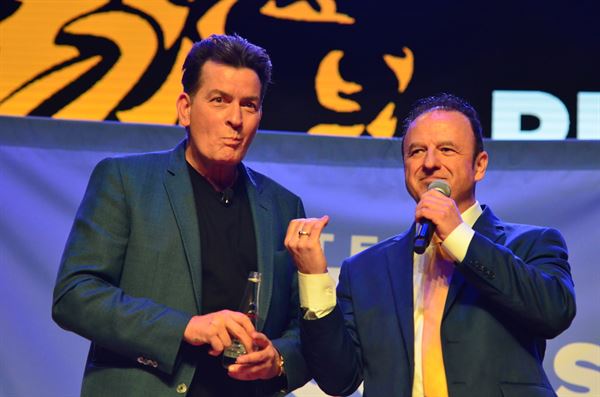 Hypnotist JimmyG's Comedy Hypnosis Show!