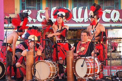 Hawaiian Entertainers