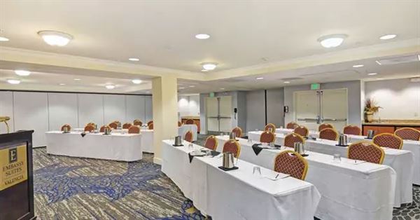 Embassy Suites Valencia