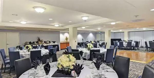 Embassy Suites Valencia