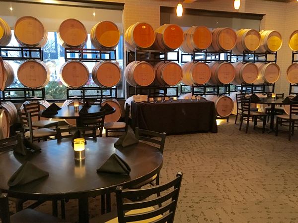 Cooper's Hawk Winery & Restaurants