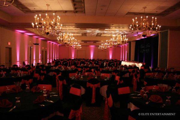 Bloomington Chateau Hotel & Conference Center