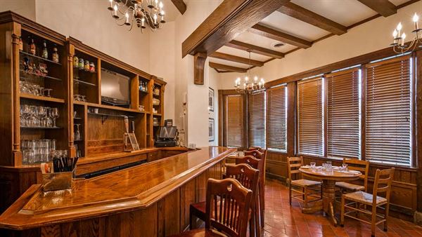 Best Western Premier - Mariemont Inn