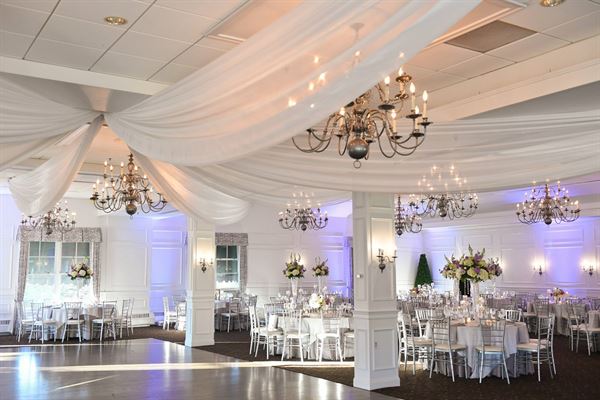 Black Swan Country Club