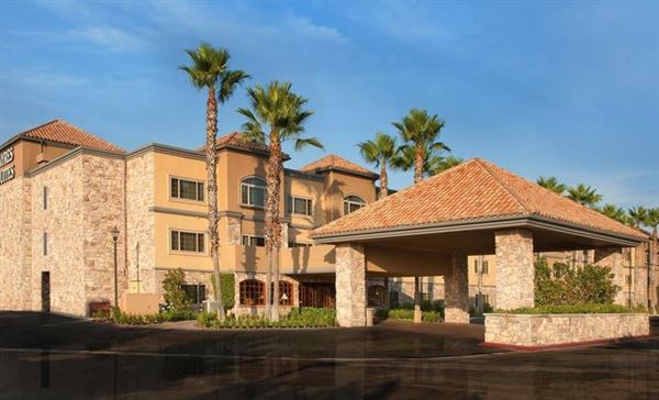 Ayres Suites - Diamond Bar