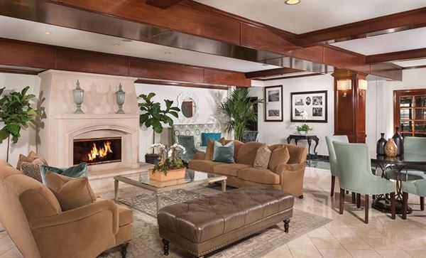 Ayres Suites - Diamond Bar