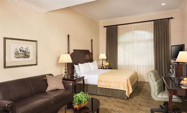 Ayres Suites - Diamond Bar