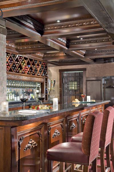 Red Coach Inn & Restaurant