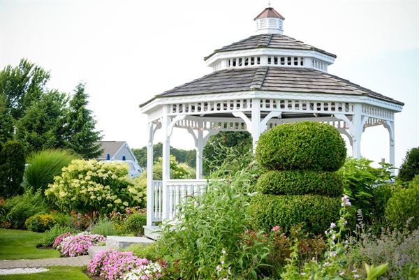 White Cliffs Country Club