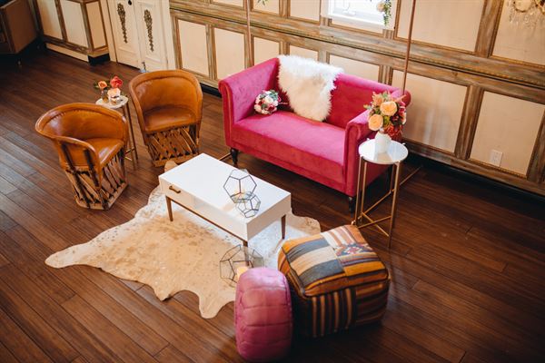 Wallflower Rentals & Decor