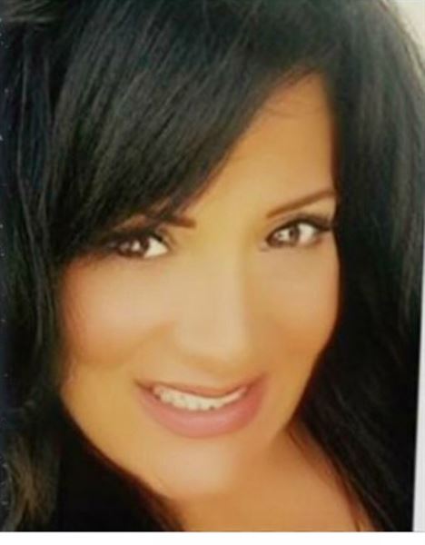 Ellie Priaro - The Officiant | Life Celebrant