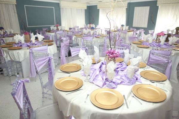 Elegante Ballroom (Harry Hines)