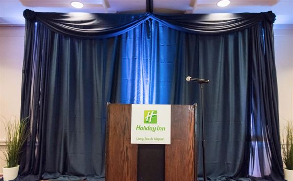 Holiday Inn Long Beach Airport