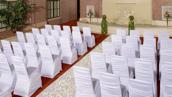 Courtyard Wichita at Old Town