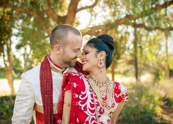 Complete weddings + events - Photographer