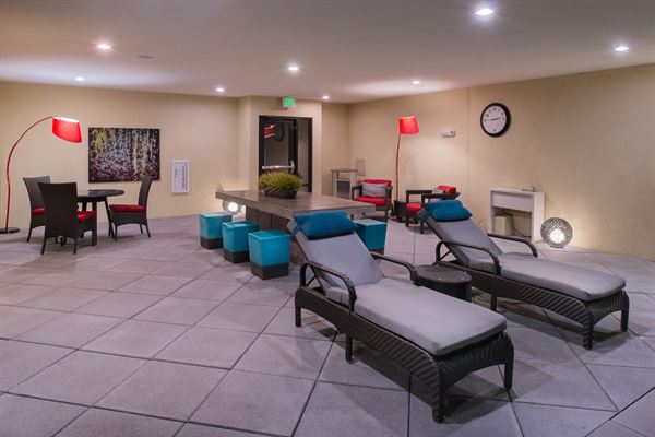 Courtyard Wilmington Downtown/Historic District