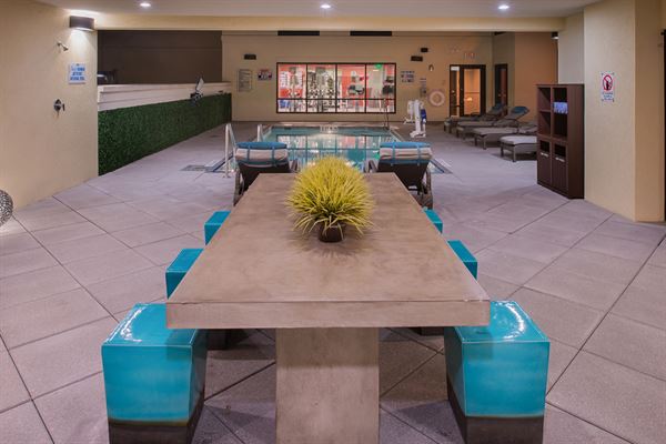 Courtyard Wilmington Downtown/Historic District