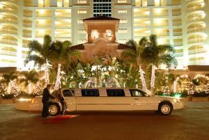 Limos in Daytona Beach By Elegant Limousines