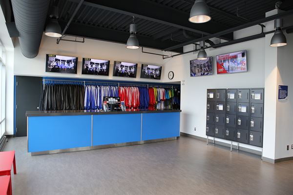iFLY Toronto (Oakville) Indoor Skydiving
