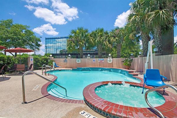 Wingate by Wyndham Houston Bush Intercontinental Airport IAH