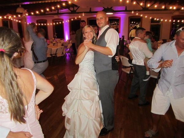 All World Entertainment DJ, Limo and Photo Booth