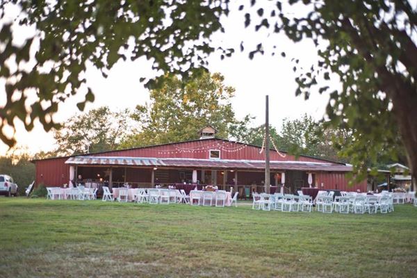 Rustic Acres/Nicoles Cakes & Catering