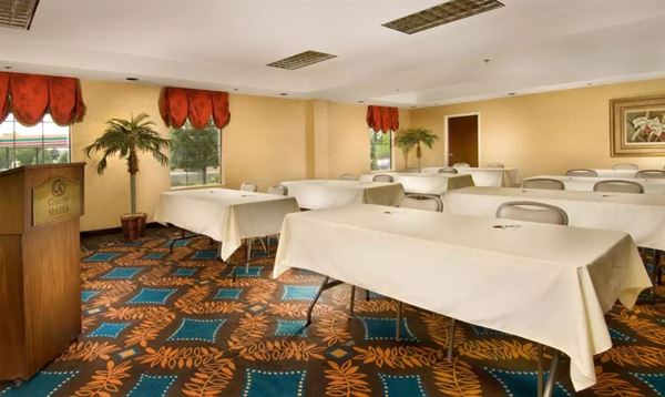 Comfort Suites Dulles Airport