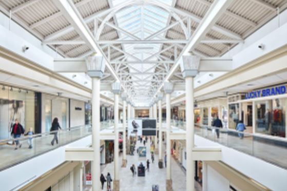 EverPresent at Portrait Simple in the Emerald Square Mall