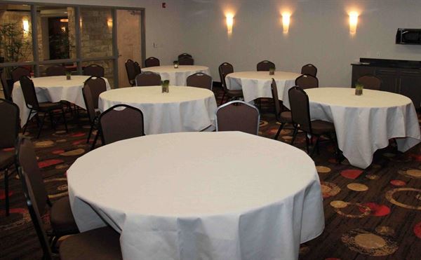 Best Western Plus - Eastgate Inn & Suites