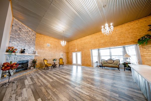 Pearls In The Pines Venue