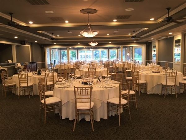 White Hawk Country Club