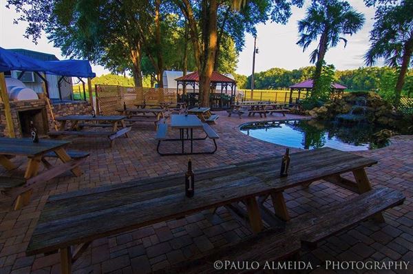 Whispering Oaks Winery