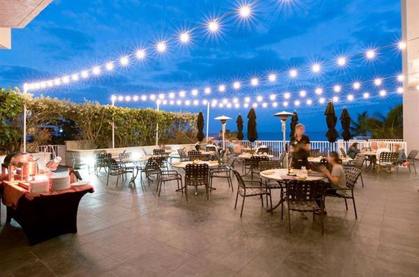 DiamondHead Beach Resort & Spa