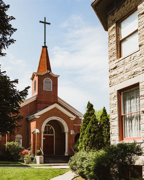 Mansion at Elfindale Bed and Breakfast