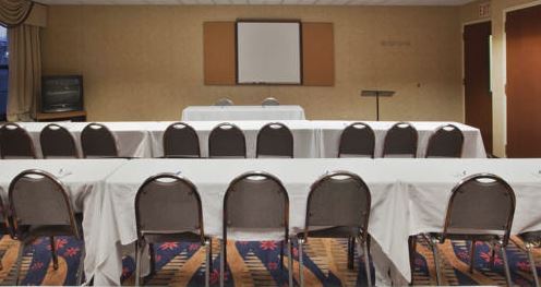 Holiday Inn Express & Suites Morehead City