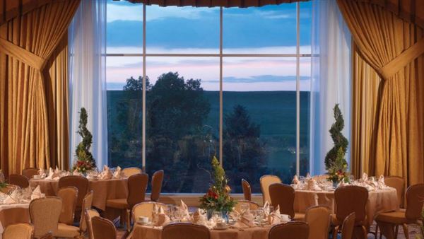 Little America Hotel Cheyenne