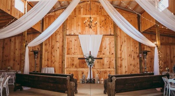 The Barn at Poplar Springs Farm an Event Venue