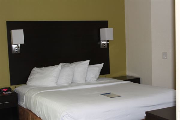 Baymont Inn & Suites Newark At University Of Delaware