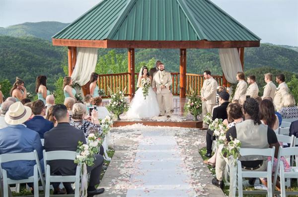 The Lodge at Brothers Cove