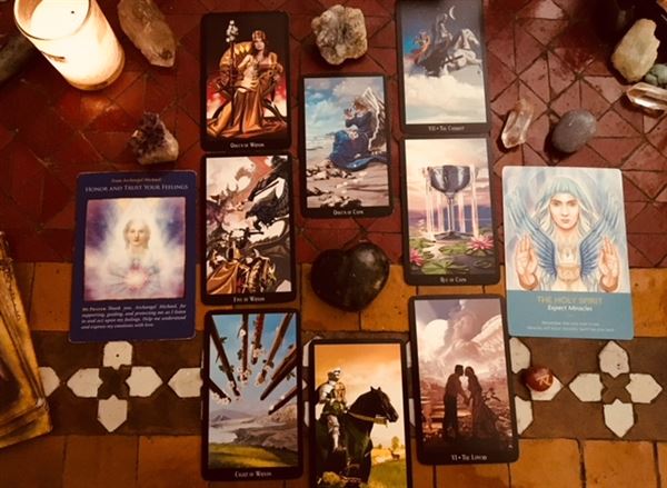 Serenity Tarot, Angel Oracle, Pendulum Readings & Reiki Services